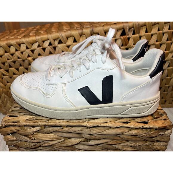 Veja V-10 CWL WHITE BLACK - Picture 2 of 6